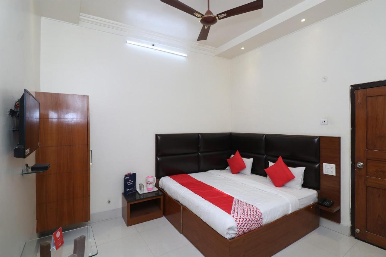 Oyo Hotel Ashoka International Kanpur Ngoại thất bức ảnh