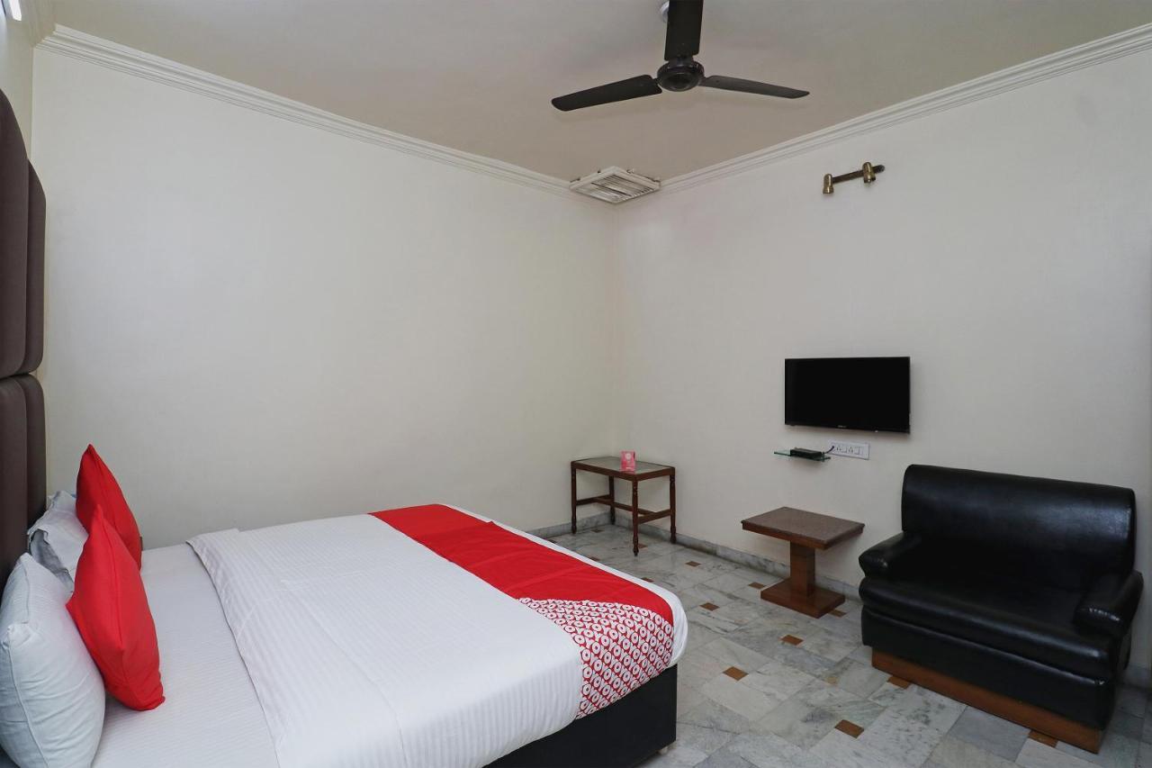 Oyo Hotel Ashoka International Kanpur Ngoại thất bức ảnh